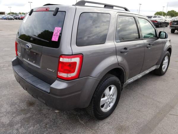 2009 Ford Escape XLT - cars & trucks - by dealer - vehicle... for sale in Palmetto, FL – photo 2