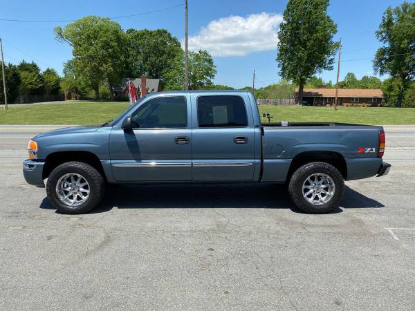2007 GMC Sierra 1500 Classic SLT 4dr Crew Cab 4WD 5 8 ft SB - cars for sale in Walkertown, NC – photo 10
