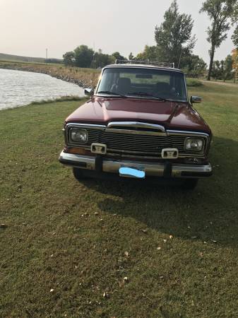 1985 Jeep Grand Waggoneer For Sale - cars & trucks - by owner -... for sale in Flandreau, SD – photo 3
