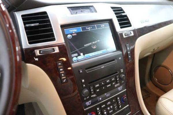 2009 Cadillac Escalade Hybrid 4WD - cars & trucks - by dealer -... for sale in CHANTILLY, District Of Columbia – photo 17