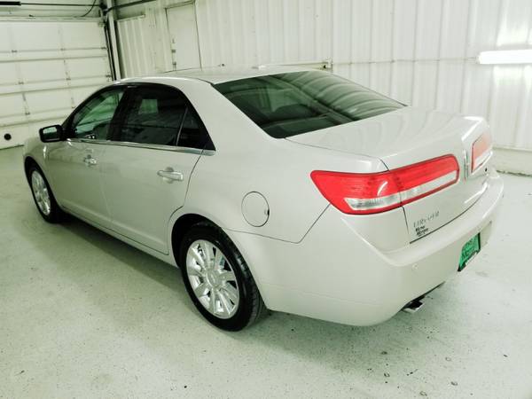 2010 Lincoln MKZ FWD for sale in Omaha, NE – photo 10