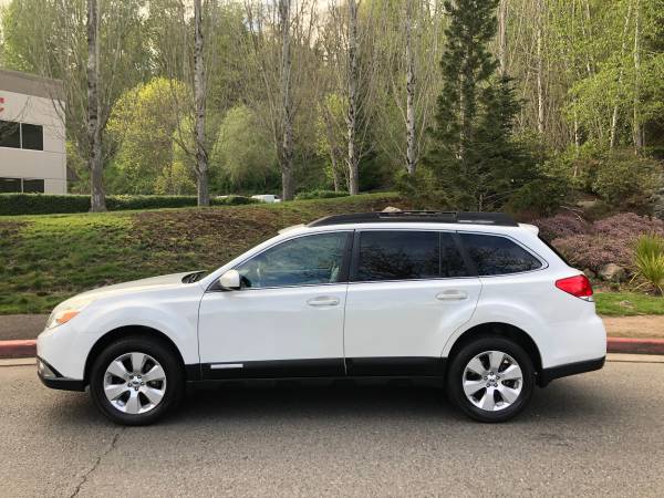2011 Subaru Outback 2 5i Limited AWD - 1owner, Loaded, Clean title for sale in Kirkland, WA – photo 8