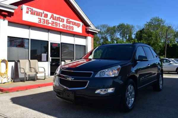 2010 CHEVROLET TRAVERSE LT1 FWD W/ 3.6L V6***EXTRA NICE *** for sale in Greensboro, NC