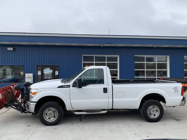 ★★★ 2012 Ford F-250 XL / 6.2L V8 4x4 / Boss Plow! ★★★ - cars &... for sale in Grand Forks, ND