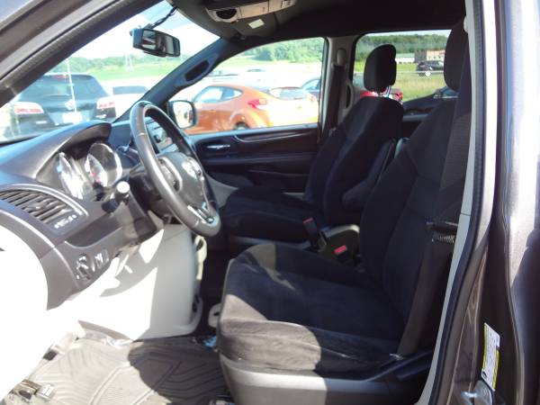 2014 Dodge Grand Caravan SE for sale in Shakopee, MN – photo 9