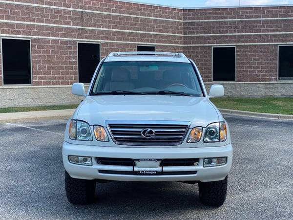 2004 Lexus LX 470: 4WD DVD SUNROOF NAVI 3rd Row Seating for sale in Madison, WI – photo 9