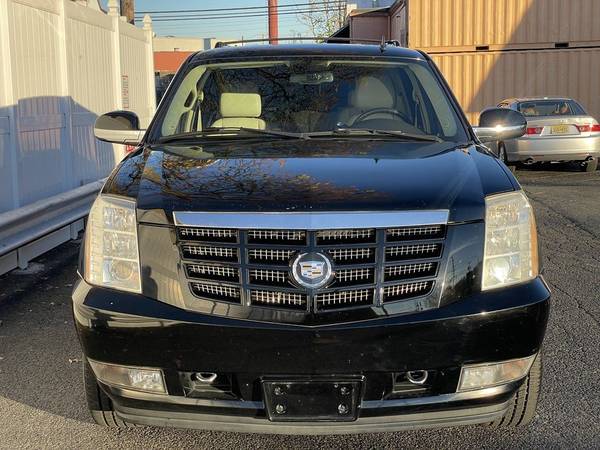 2007 Cadillac Escalade LUXURY - - by dealer - vehicle for sale in Paterson, NJ – photo 2
