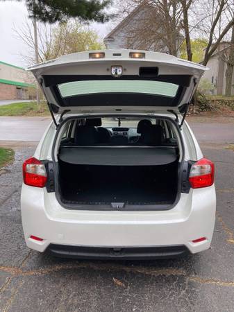 Subaru impreza limited 2014 AWD hatchback Super clean - cars & for sale in Kalamazoo, MI – photo 8