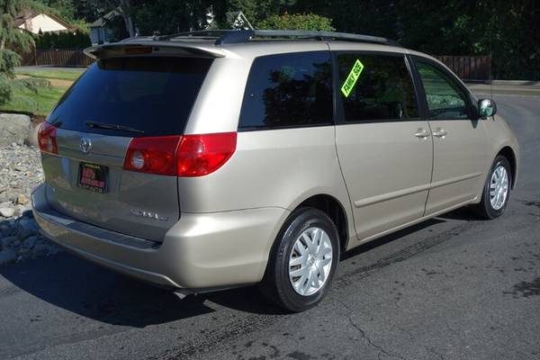 2006 Toyota Sienna LE VERY NICE CONDITION!! for sale in PUYALLUP, WA – photo 2