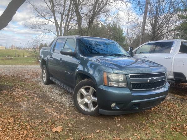2009 Chevrolet Avalanche - cars & trucks - by owner - vehicle... for sale in Delaware, OH – photo 10