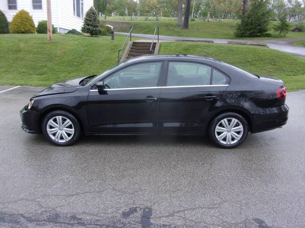 2017 Volkswagen Jetta 17, 000 Miles Rebuildable - - by for sale in Kittanning, PA – photo 2
