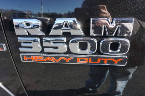 2016 RAM Ram Pickup 3500 Laramie 4x4 4dr Crew Cab 6.3 ft. SB SRW... for sale in Plaistow, MA – photo 11