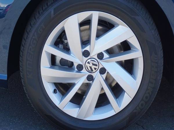 2018 Volkswagen Passat VW 2.0T SE Sedan for sale in Sacramento , CA – photo 5