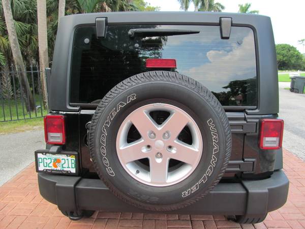 2013 JEEP WRANGLER * HARDTOP * PWR WIND & LOCKS * EXCELLENT CONDITION for sale in Western Lake Worth, FL – photo 8