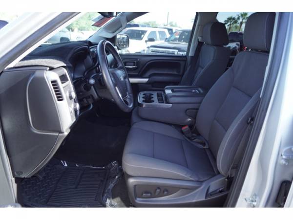 2018 Chevrolet Chevy Silverado 1500 4WD CREW CAB 143.5 LT W/ 4x4 Pass for sale in Glendale, AZ – photo 21