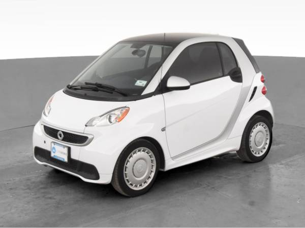 2015 smart fortwo Passion Hatchback Coupe 2D coupe White - FINANCE -... for sale in Valhalla, NY – photo 3