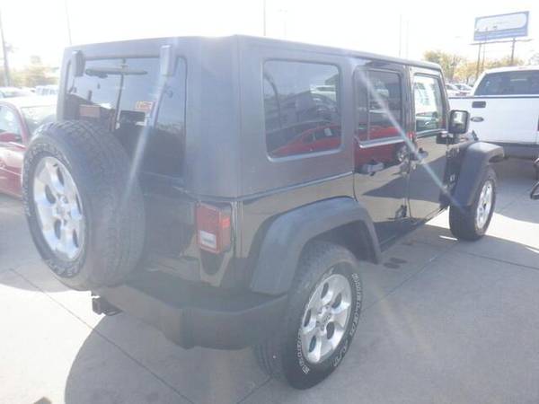 2008 Jeep Wrangler Unlimited X - cars & trucks - by dealer - vehicle... for sale in URBANDALE, IA – photo 3