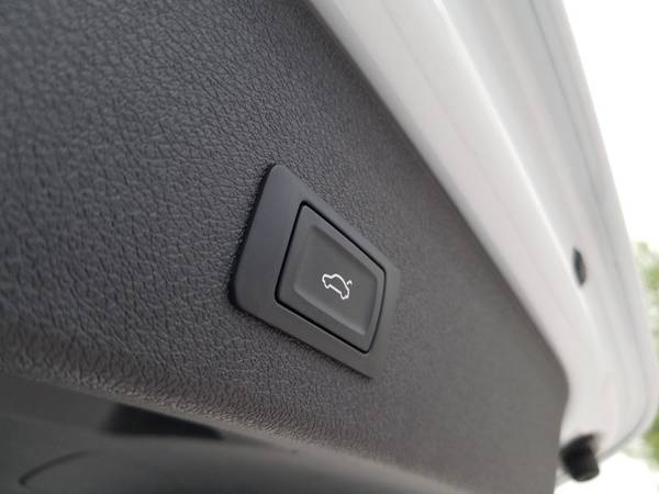 2014 Audi Q5 Premium Plus~ GREAT COLOR~ 1-OWNER~ LOW MILES~ FINANCE... for sale in Sarasota, FL – photo 13