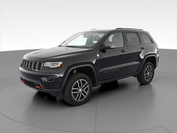 2018 Jeep Grand Cherokee Trailhawk Sport Utility 4D suv Black for sale in Detroit, MI – photo 3