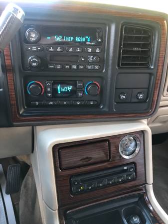 2003 Cadillac Escalade AWD, Runs Excellent, Great service history, for sale in Lake Oswego, OR – photo 13