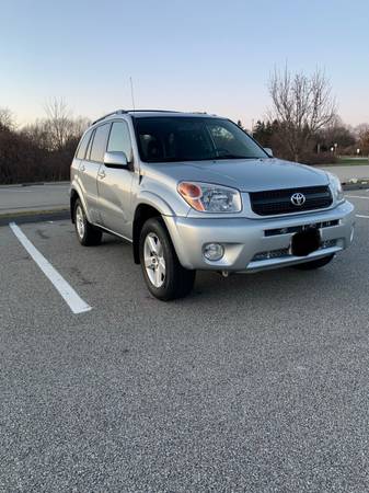 2005 Toyota Rav4 - cars & trucks - by owner - vehicle automotive sale for sale in Worcester, MA – photo 6