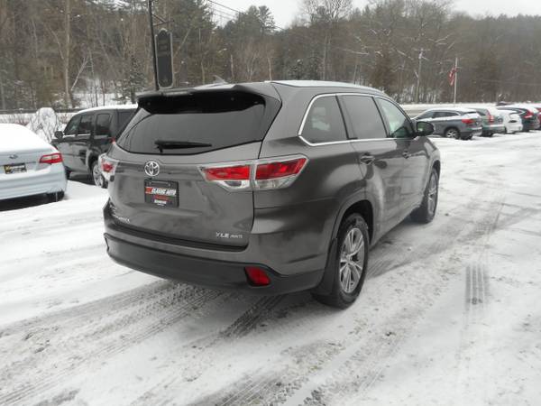 2015 Toyota Highlander XLE AWD V6/THIRD ROW SEATING for sale in Cass Lake, VT – photo 5