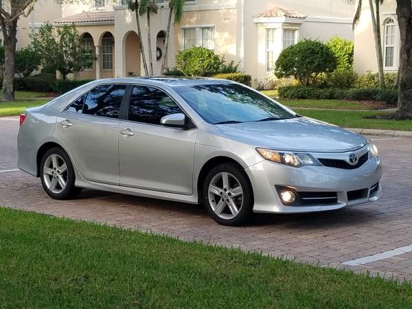 2012 Toyota Camry SE Excellent Condition Sunroof/New Tires/Low Miles... for sale in Naples, FL – photo 5