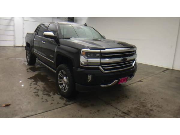 2017 Chevrolet Silverado 4x4 4WD Chevy High Country Crew Cab Short for sale in Kellogg, MT – photo 3