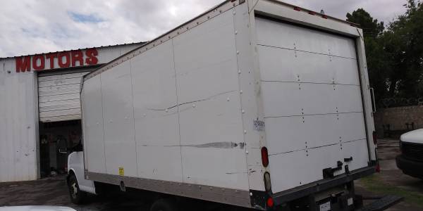 2012 GMC BOX TRUCK for sale in El Paso, TX – photo 8