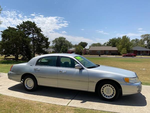 >>> $500 DOWN *** 2000 LINCOLN TOWN CAR EXECUTIVE *** EASY APPROVAL... for sale in Lubbock, TX – photo 4