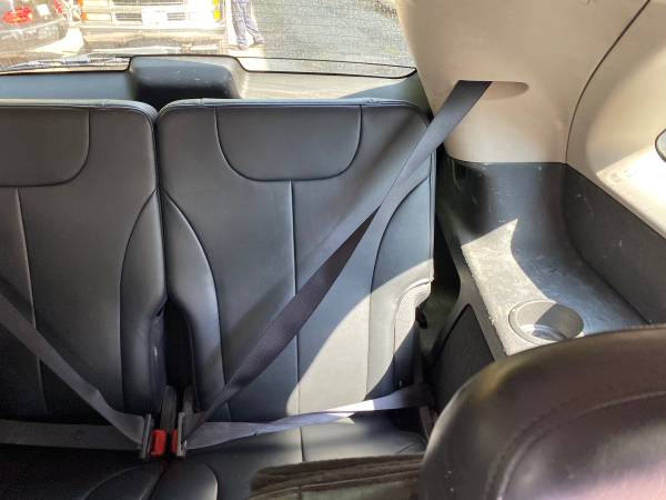 2006 Chrysler Pacifica Touring SUV Silver (Best Offer) for sale in Silver Spring, District Of Columbia – photo 9