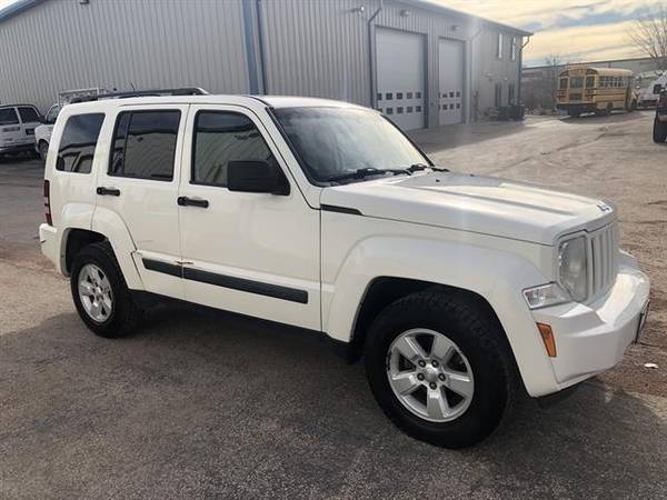 2009 JEEP LIBERTY Sport - SUV - cars & trucks - by dealer - vehicle... for sale in Gillette, WY – photo 5