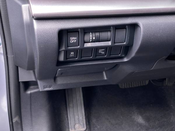 2019 Subaru Crosstrek 2.0i Limited Sport Utility 4D hatchback Silver... for sale in Washington, District Of Columbia – photo 24