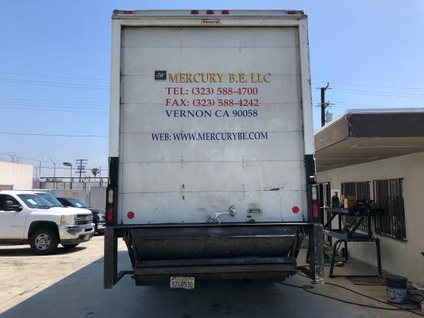 2004 HINO 268 24' MOVING GRIP TRUCK DIESEL 90K MILES WITH LIFTGATE for sale in Gardena, CA – photo 5