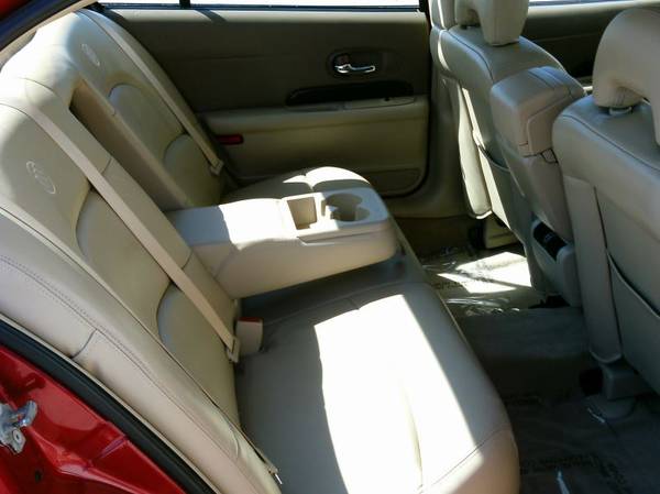 2005 Buick Lesabre Celebration Edition-Heated Leather! Well... for sale in Silvis, IA – photo 14
