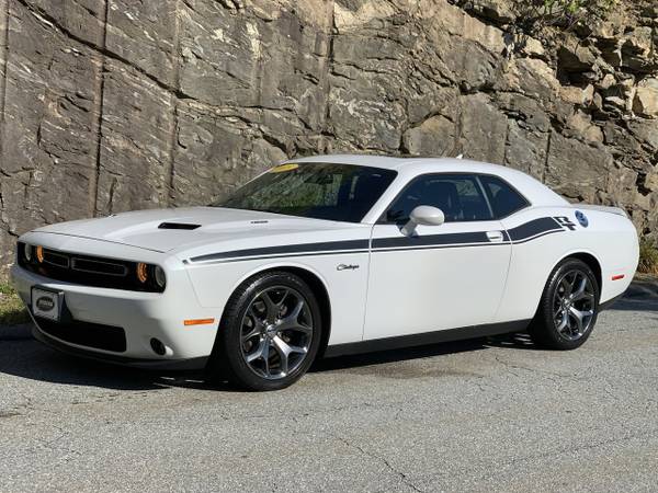 2015 Dodge Challenger R/T - cars & trucks - by dealer - vehicle... for sale in Tyngsboro, MA – photo 7