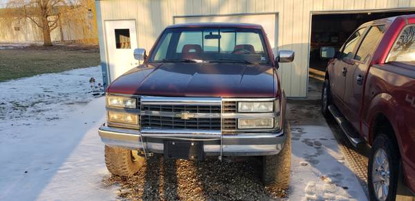 1993 Chevy 3/4 Ton for sale in Salisbury, MO – photo 2