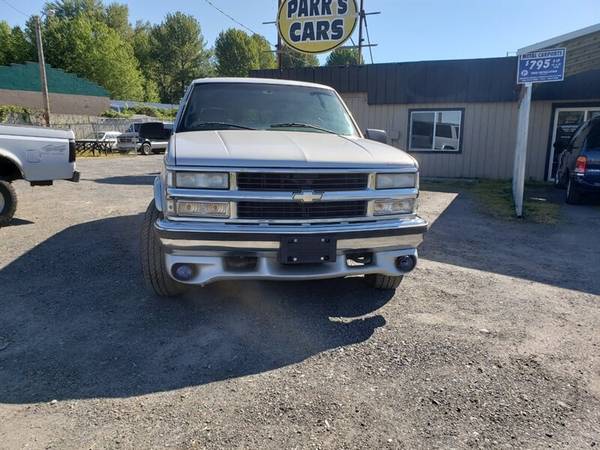 1997 Chevrolet Suburban K1500 ~!BUY HERE, PAY HERE!~ for sale in Longview, WA – photo 4