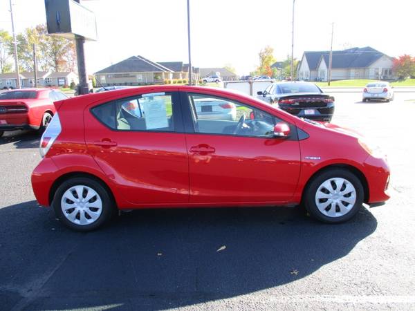 2013 Toyota Prius c Hybrid - - by dealer - vehicle for sale in Fort Wayne, IN – photo 9
