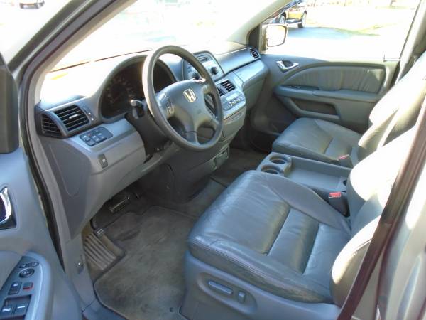 2005 Honda Odyssey EX-L - cars & trucks - by dealer - vehicle... for sale in Ringgold, TN – photo 7