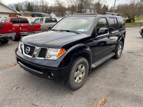 06 Nissan Pathfinder 4x4 w/3rd Row//LOADED - cars & trucks - by... for sale in Bangor, PA – photo 4