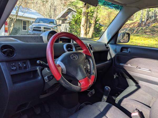 2005 Scion Xb $1900 OBO - cars & trucks - by owner - vehicle... for sale in Asheville, NC – photo 4