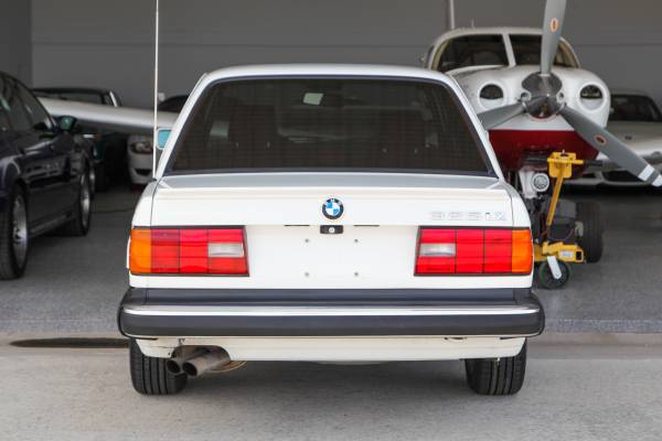 1988 BMW (E30) 325iX Coupe Alpine White/Cardinal Red 5-Speed AWD for sale in Lafayette, CO – photo 4