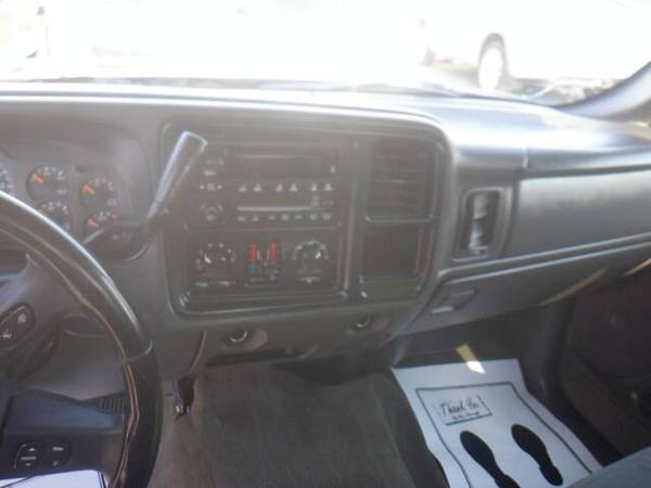 2004 Chevrolet Silverado 2500 LS - - by dealer for sale in Des Moines, IA – photo 10