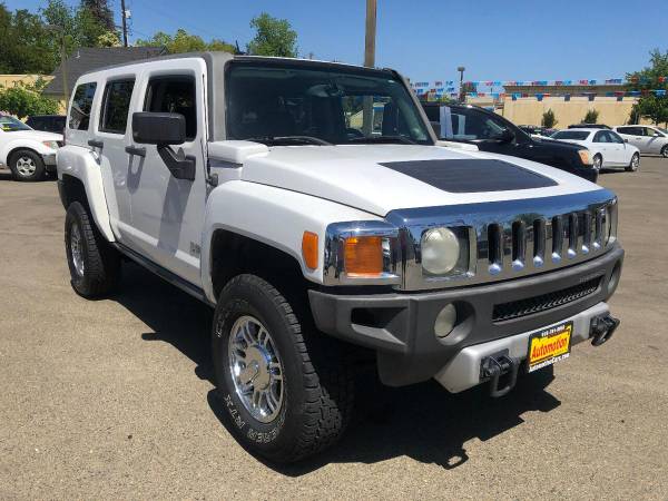 2008 HUMMER H3 Base 4x4 4dr SUV Free Carfax on Every Car - cars for sale in Roseville, CA – photo 2