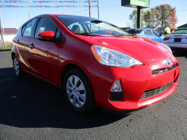 2013 Toyota Prius c Hybrid - - by dealer - vehicle for sale in Fort Wayne, IN – photo 2