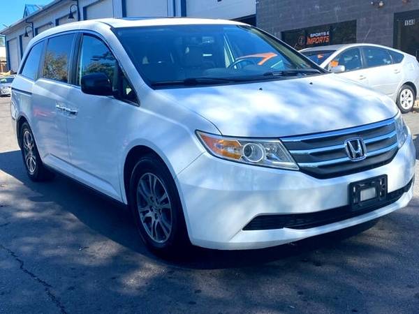 2011 Honda Odyssey EX-L w/ DVD - cars & trucks - by dealer - vehicle... for sale in Trenton, PA – photo 3