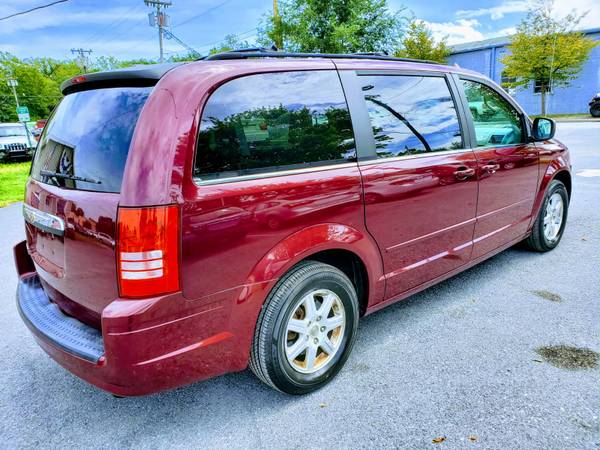 2008 CHRYSLER TOWN & COUNTRY TOURING *1-OWNER*⭐+FREE 6 MONTHS... for sale in Front Royal, District Of Columbia – photo 6