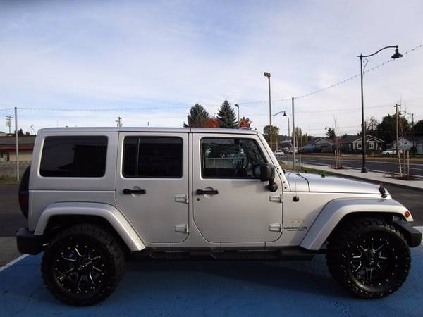 2012 Jeep Wrangler Unlimited Sahara - - by dealer for sale in Kelso, OR – photo 6