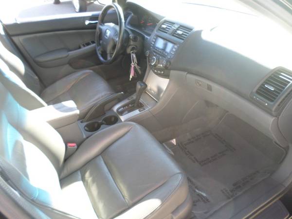 2005 Honda Accord EX V-6 Sedan AT BUY HERE PAY HERE - cars & trucks... for sale in High Point, NC – photo 13